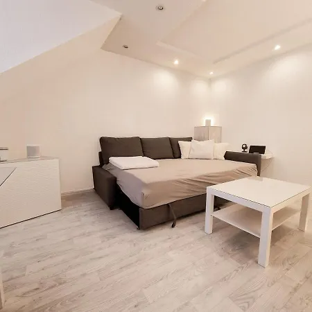 Smartpartment - Naehe A1 Und Mercedes